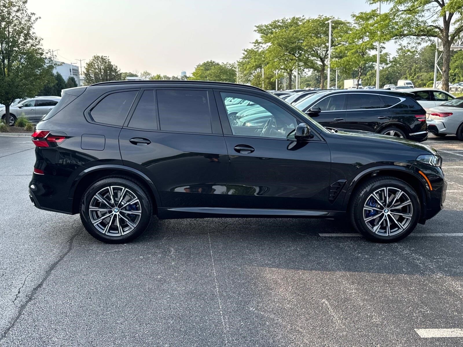 2025 Bmw X5 M60i photo 4