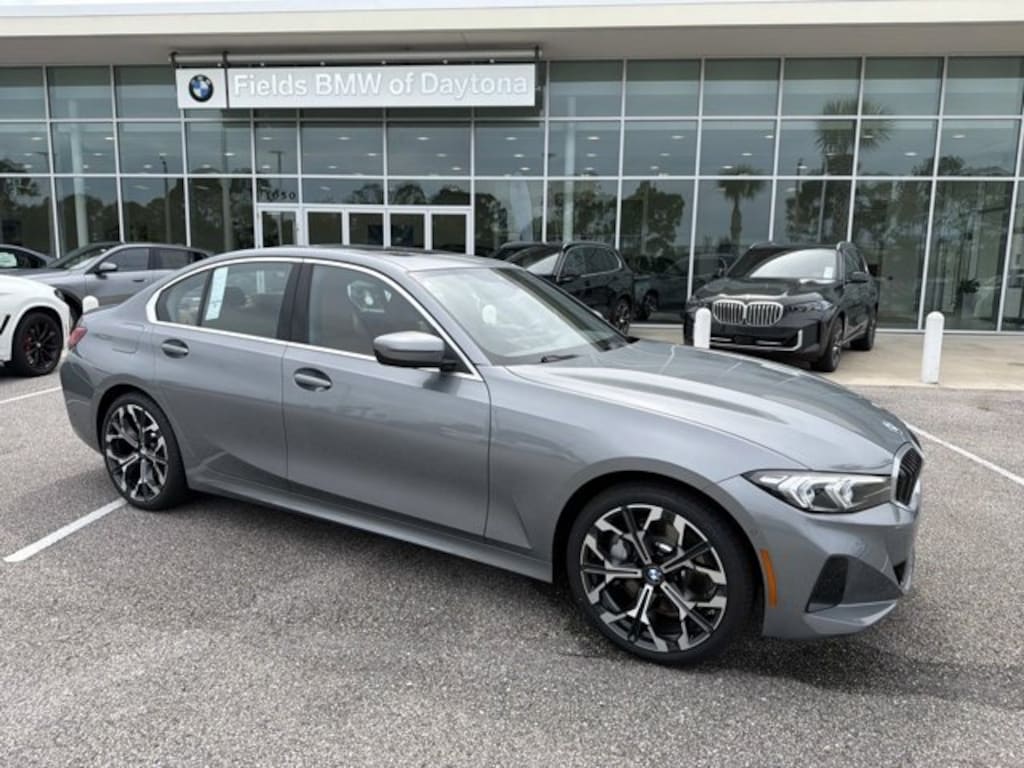 New 2026 BMW 330i Sedan