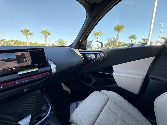 2026 BMW X3 30 - Photo 27