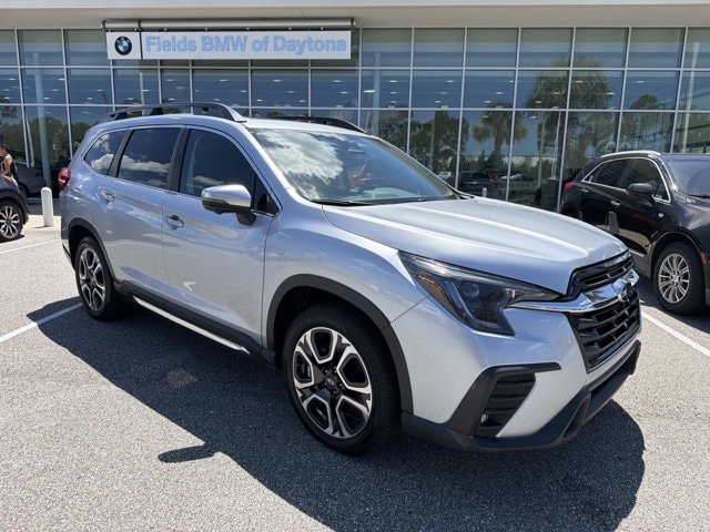 2023 Subaru Ascent Limited 8 Passenger's photo
