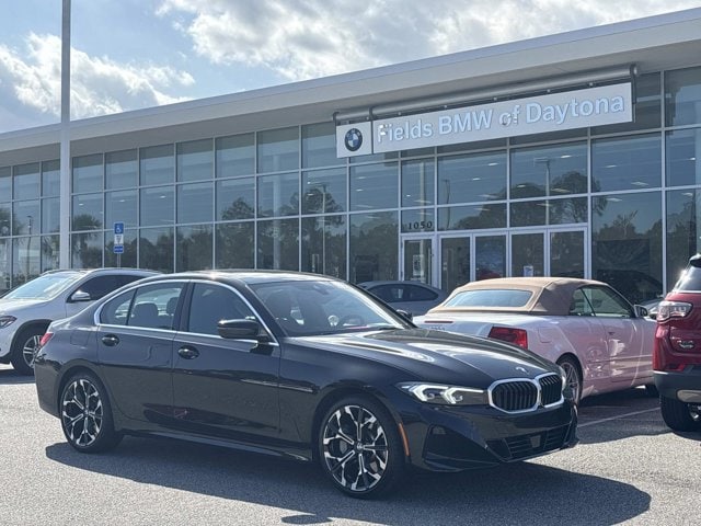 2025 BMW 3 Series 330i's photo