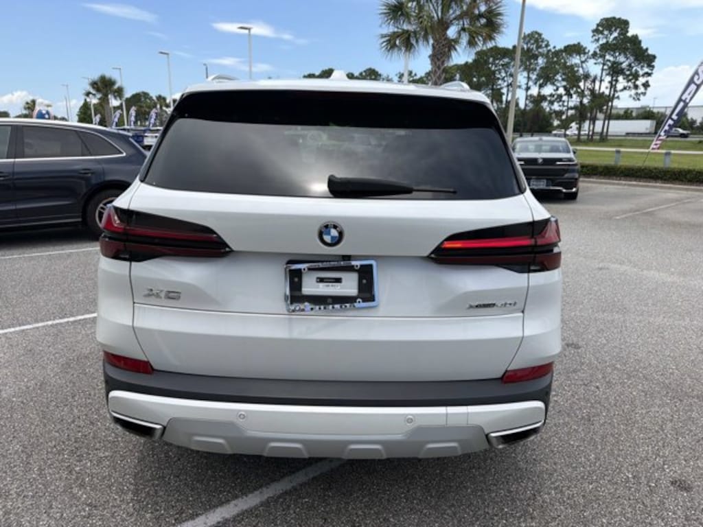 Used 2024 BMW X5 xDrive40i xDrive40i Sports Activity Vehicle
