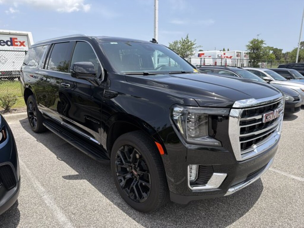 Used 2024 GMC Yukon XL SLT 4WD SLT