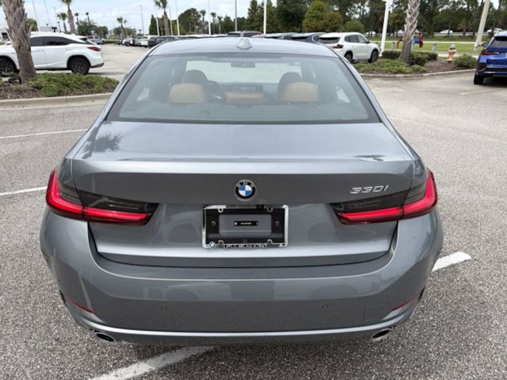 New 2026 BMW 330i Sedan