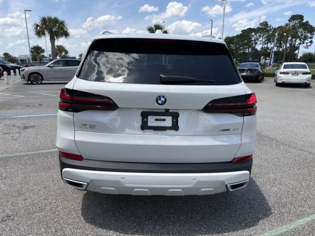 New 2026 BMW X5 sDrive40i sDrive40i Sports Activity Vehicle