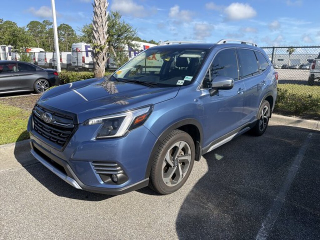 Used 2023 Subaru Forester Touring Touring CVT