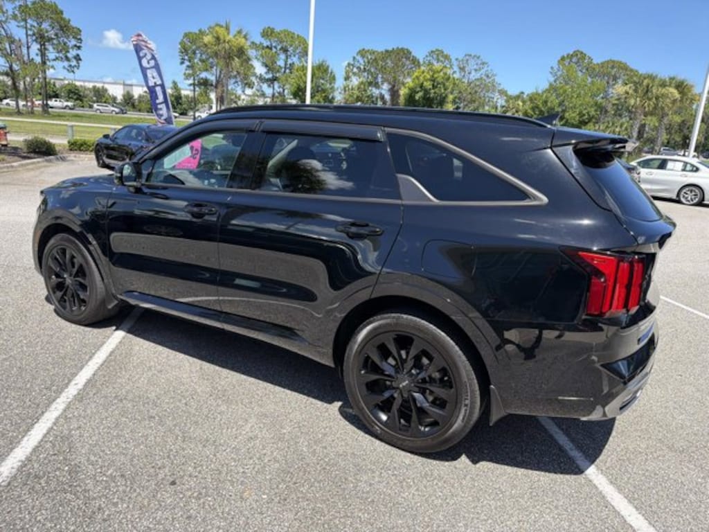 Used 2023 Kia Sorento SX SX FWD