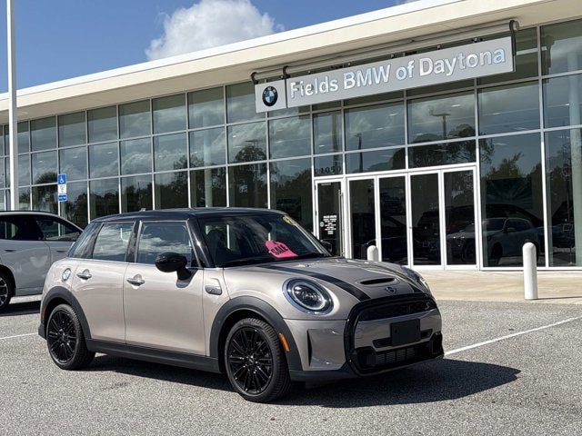 2023 MINI Hardtop 4 Door