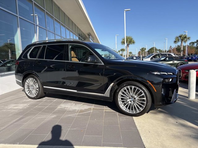 2026 BMW X7 40i's photo