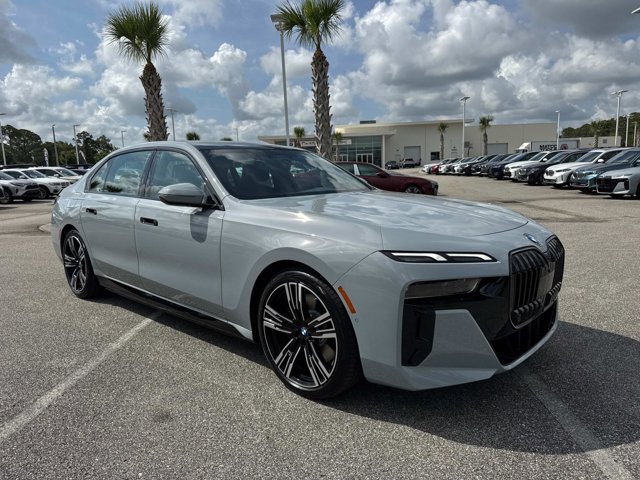2025 Bmw 750e 750e xDrive photo 2