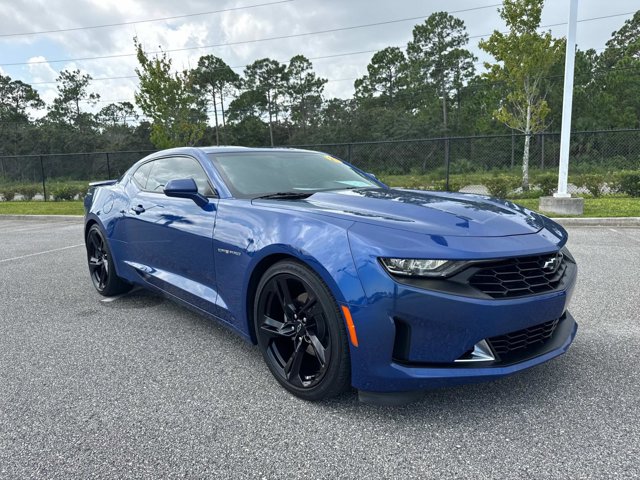 2021 Chevrolet Camaro 1LT photo 2