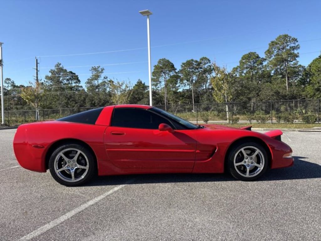 Used 2000 Chevrolet Corvette Coupe