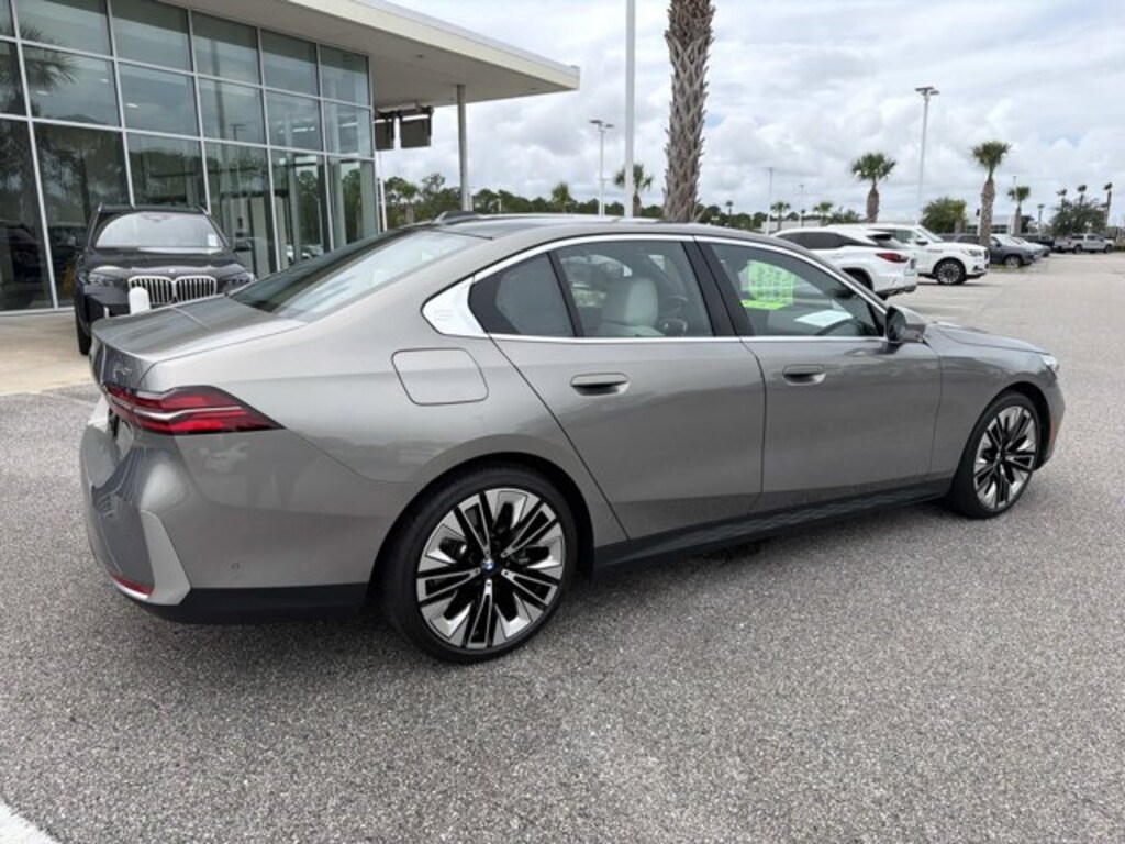 Used 2026 BMW 5 Series 540i xDrive Sedan