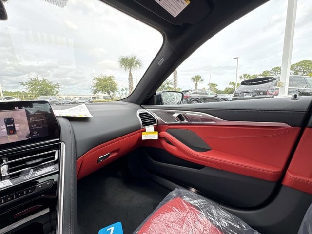 2026 BMW 8 Series 840i - Photo 29