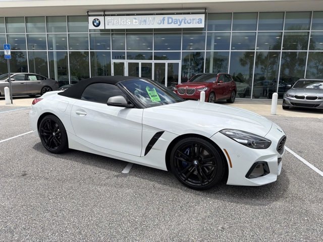 2025 BMW Z4 M40i's photo