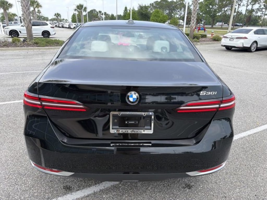 Used 2024 BMW 5 Series 530i Sedan