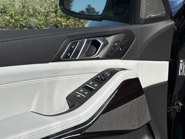 2026 BMW X5 40i - Photo 18
