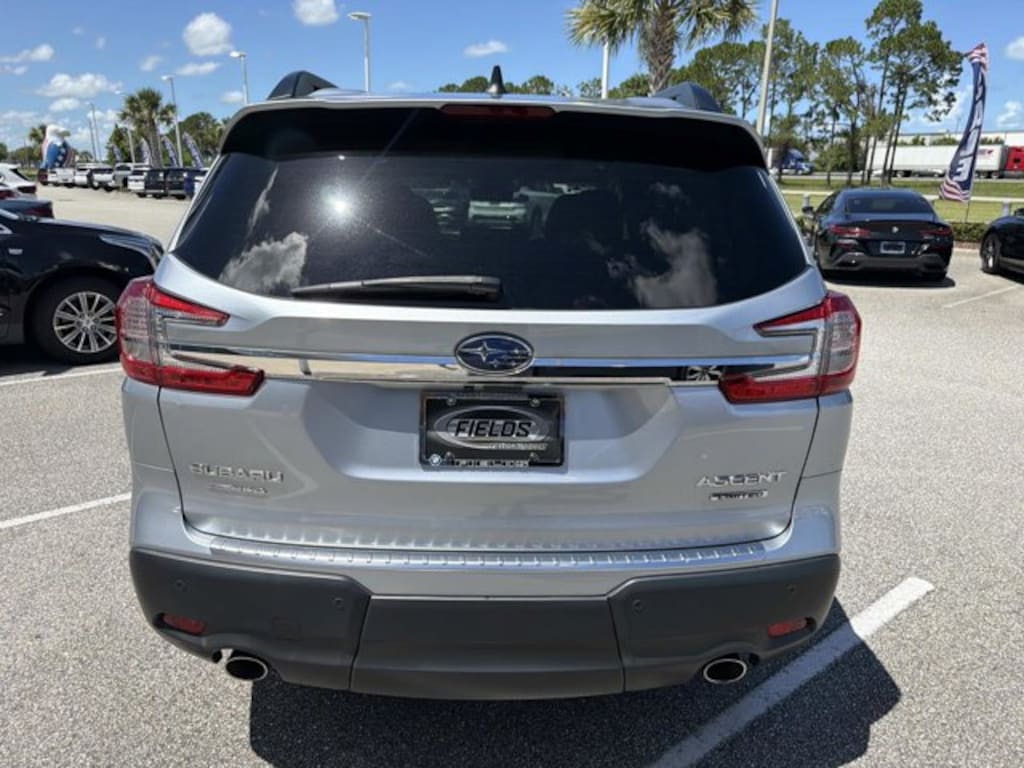 Used 2023 Subaru Ascent Limited Limited 8-Passenger