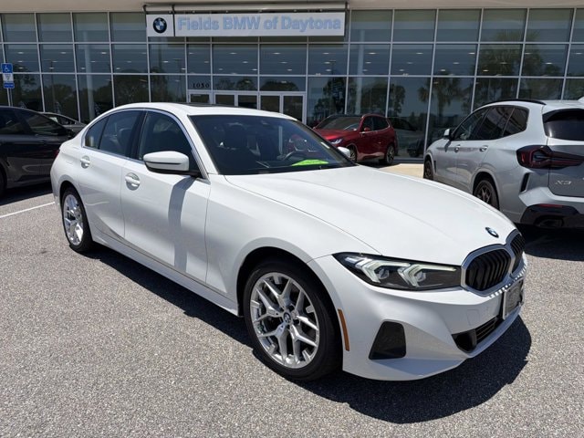 2025 BMW 3 Series 330i xDrive Sedan's photo