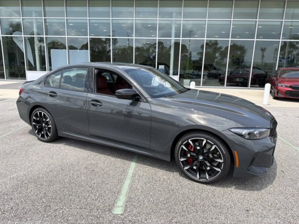 New 2026 BMW 330i xDrive Sedan