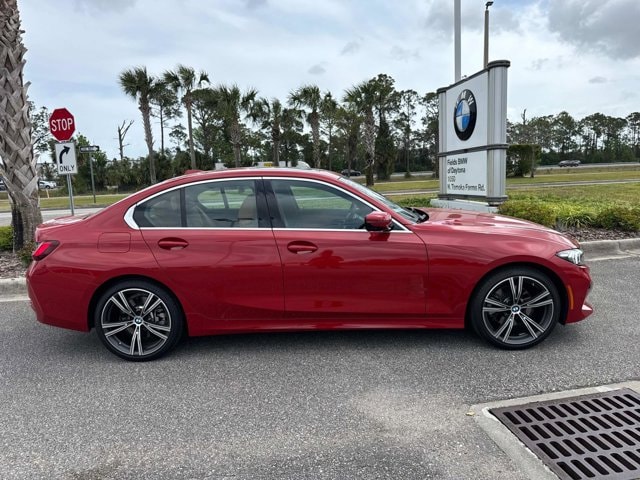 2024 BMW 3 Series 330i's photo