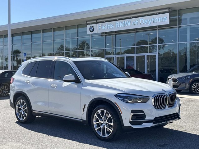 2022 BMW X5 40i's photo