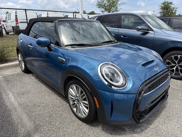 2024 MINI Convertible Cooper S's photo