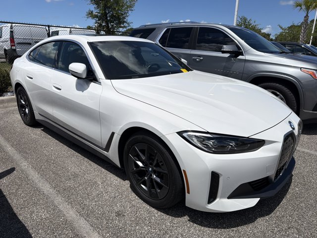 2023 BMW i4 eDrive40's photo