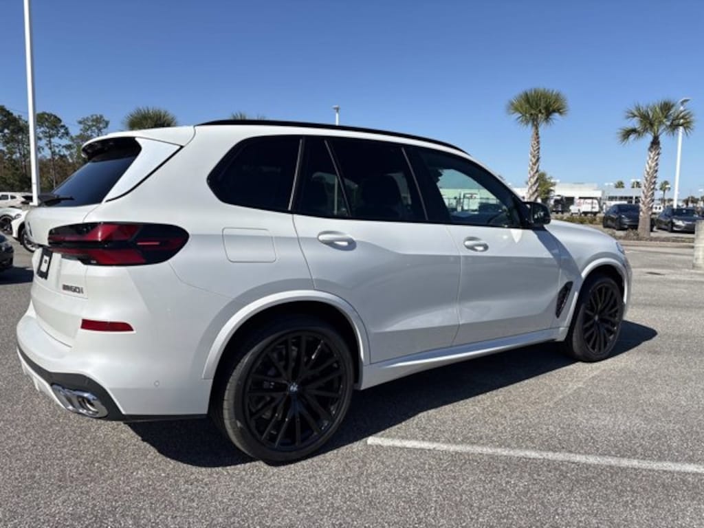 New 2026 BMW X5 M60i M60i Sports Activity Vehicle