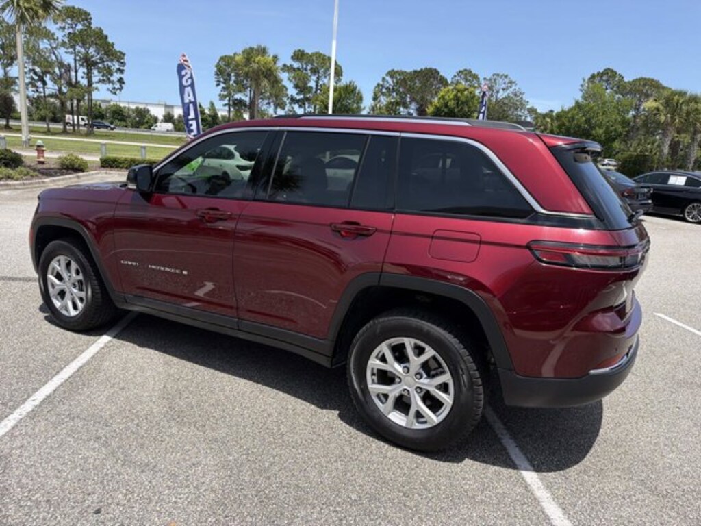 Used 2023 Jeep Grand Cherokee Limited Limited 4x2