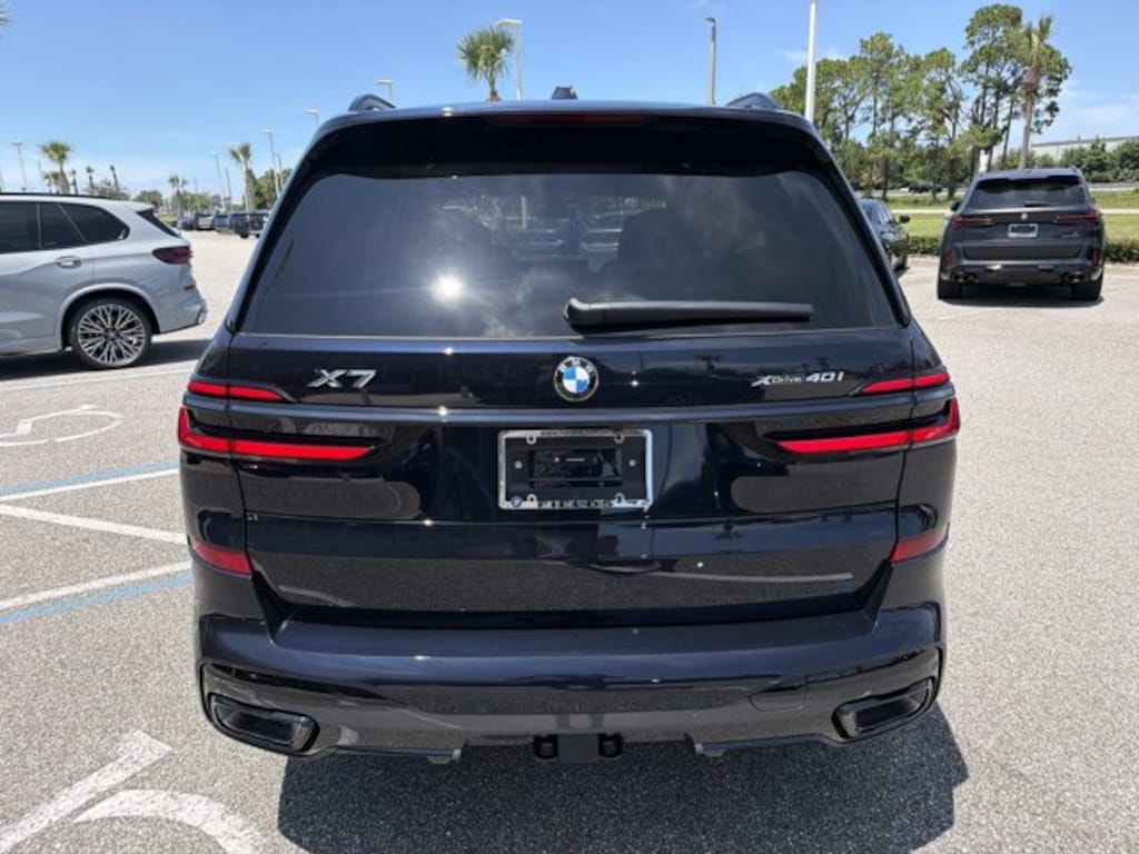 New 2027 BMW X7 xDrive40i xDrive40i Sports Activity Vehicle
