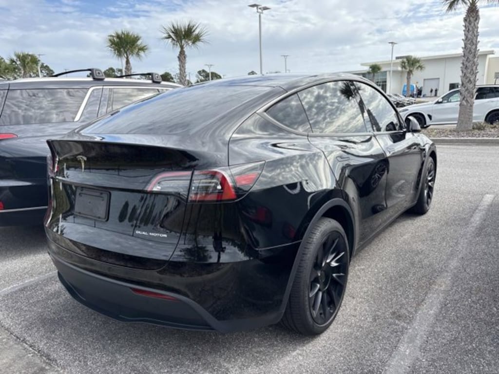 Used 2024 Tesla Model Y Long Range Long Range AWD