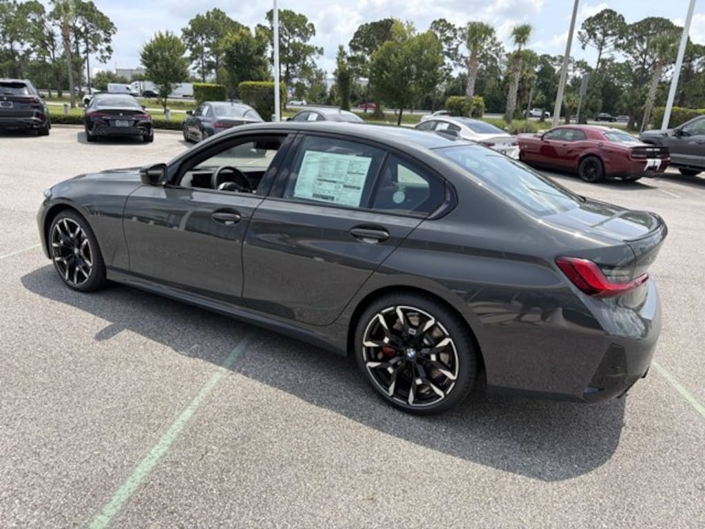 New 2026 BMW 330i xDrive Sedan