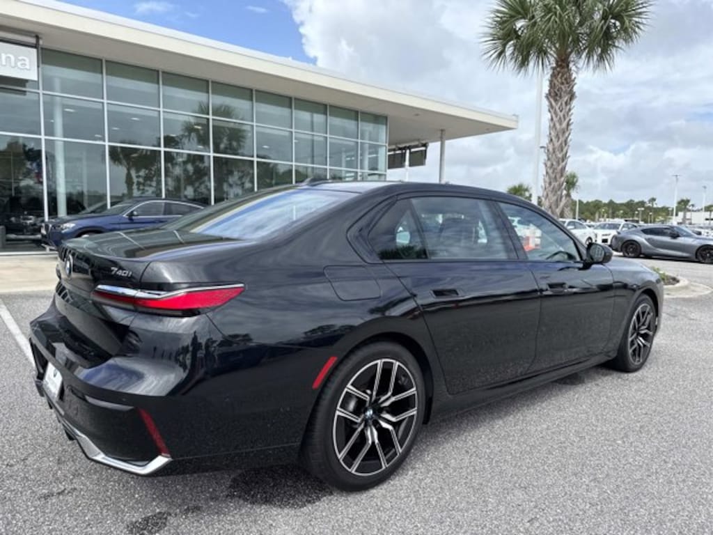 Certified 2023 BMW 7 Series 740i Sedan