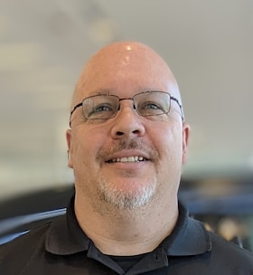 Staff member Earl Koffler from ID_44e78cb91f98
