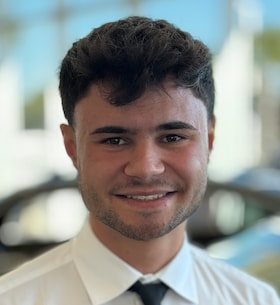 Staff member Michael Tavares from ID_c3e2be1312dd