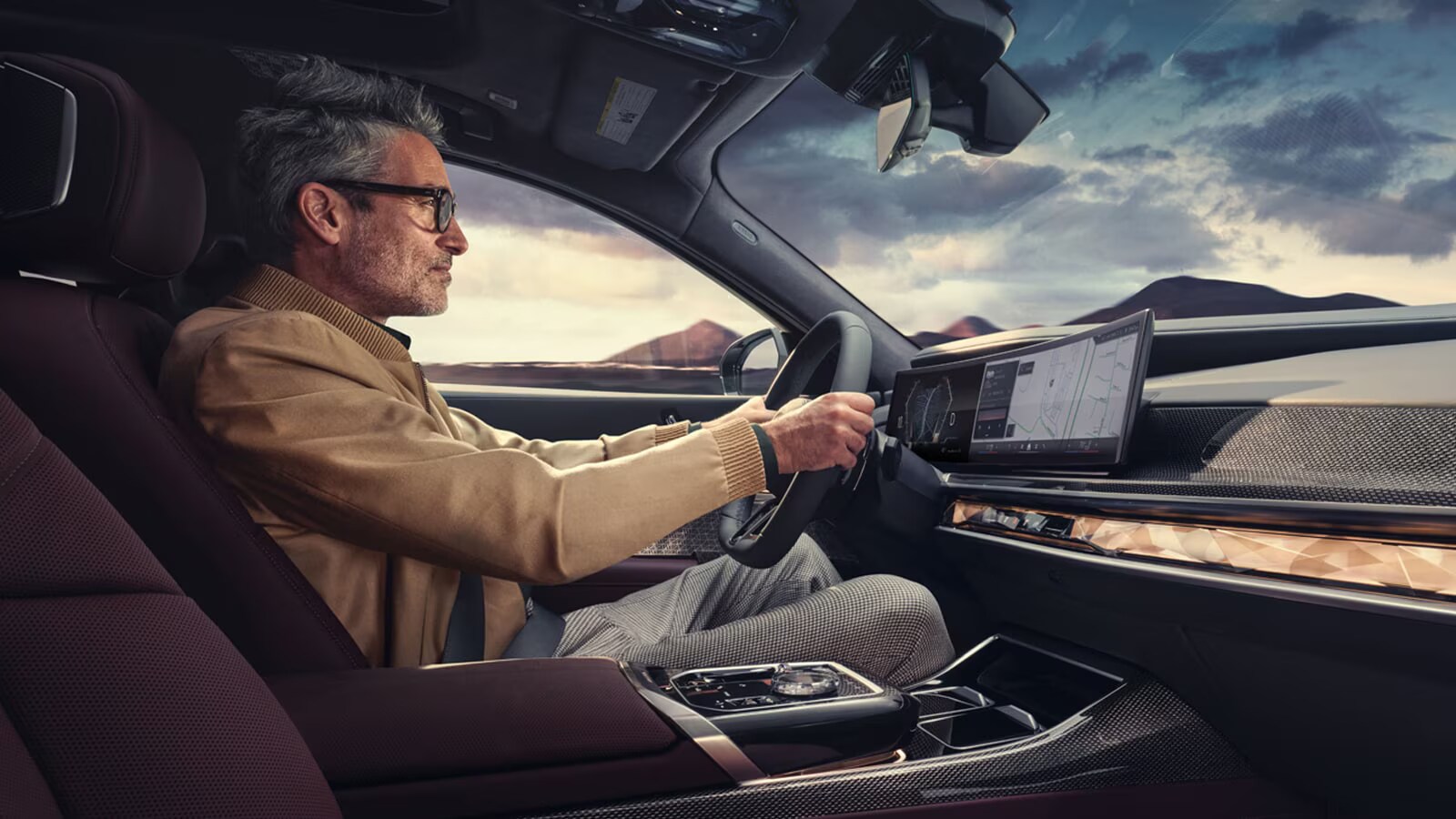 2025-BMW-7-Series-driver-luxury.png