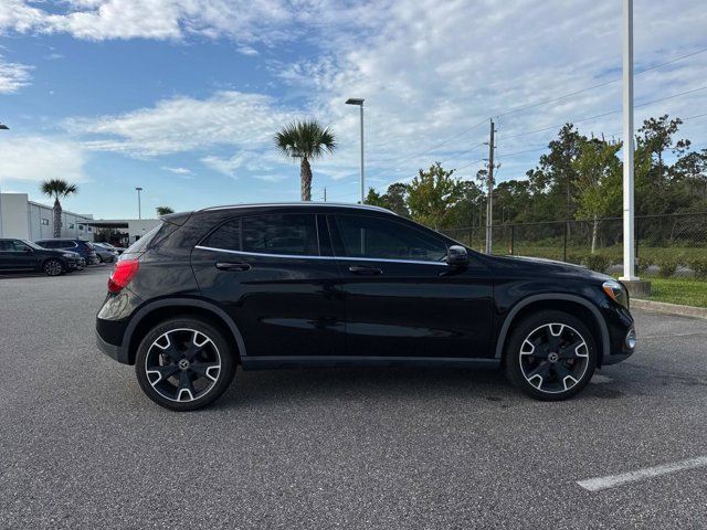 2020 Mercedes Benz GLA 250 photo 3