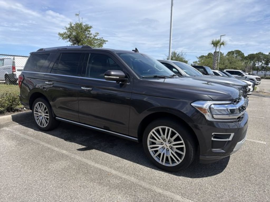 Used 2023 Ford Expedition Limited Limited 4x2