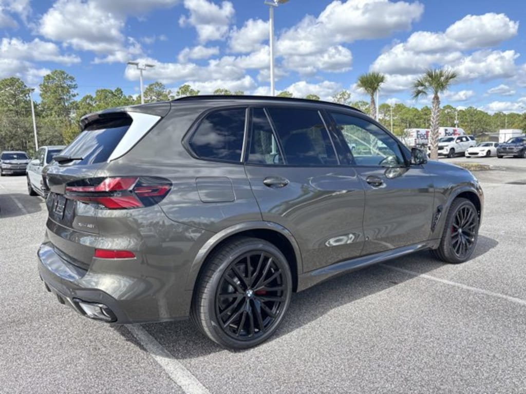 New 2026 BMW X5 xDrive40i xDrive40i Sports Activity Vehicle
