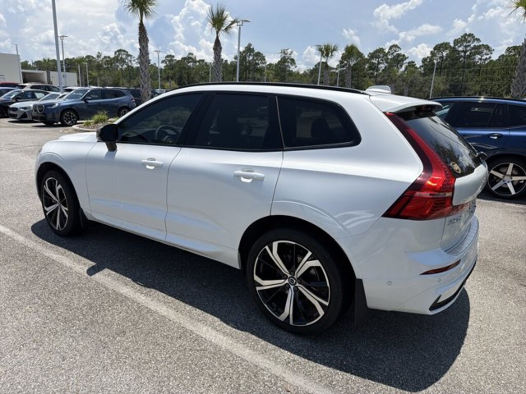 Used 2024 Volvo XC60 Ultimate Dark Theme B5 AWD Ultimate Dark Theme