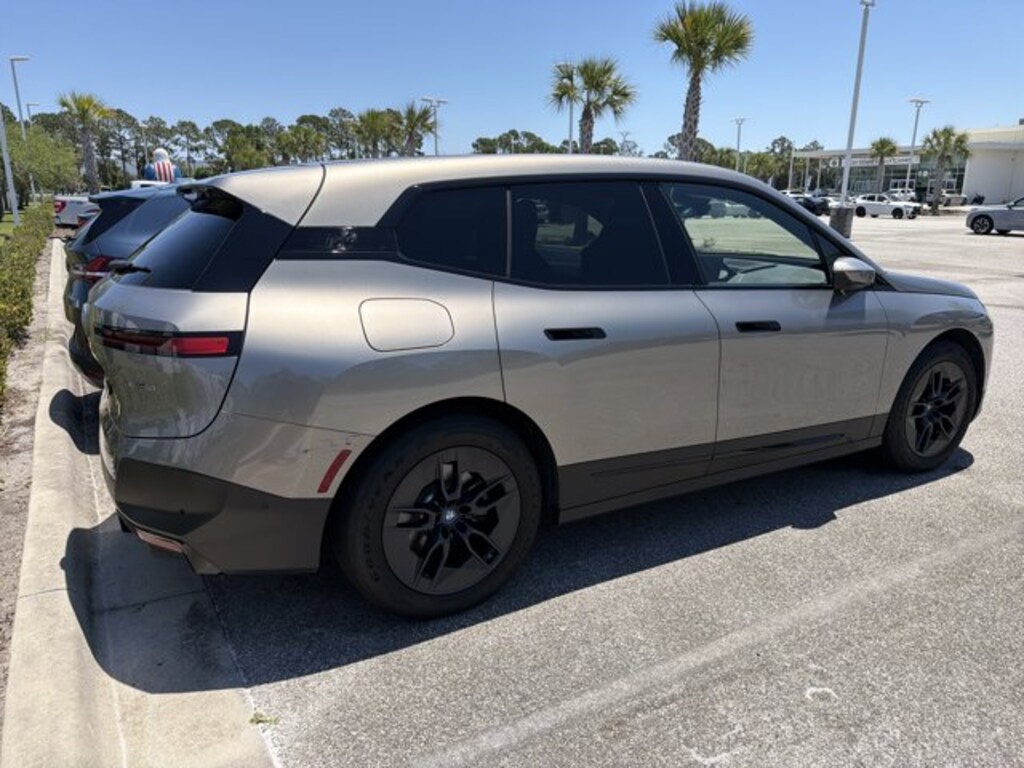 Used 2023 BMW iX xDrive50 xDrive50 Sports Activity Vehicle