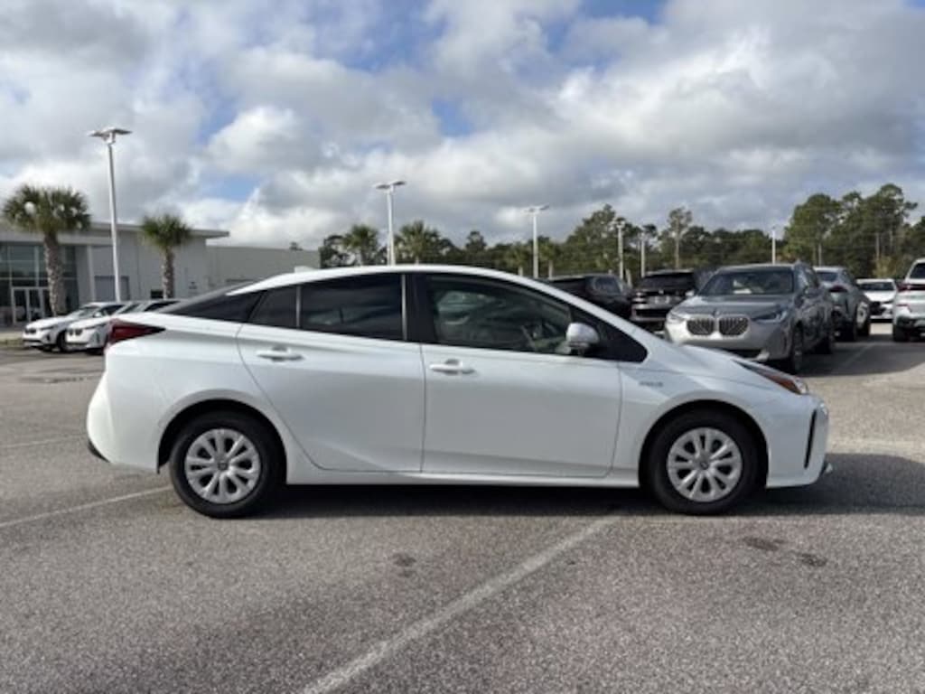 Used 2022 Toyota Prius