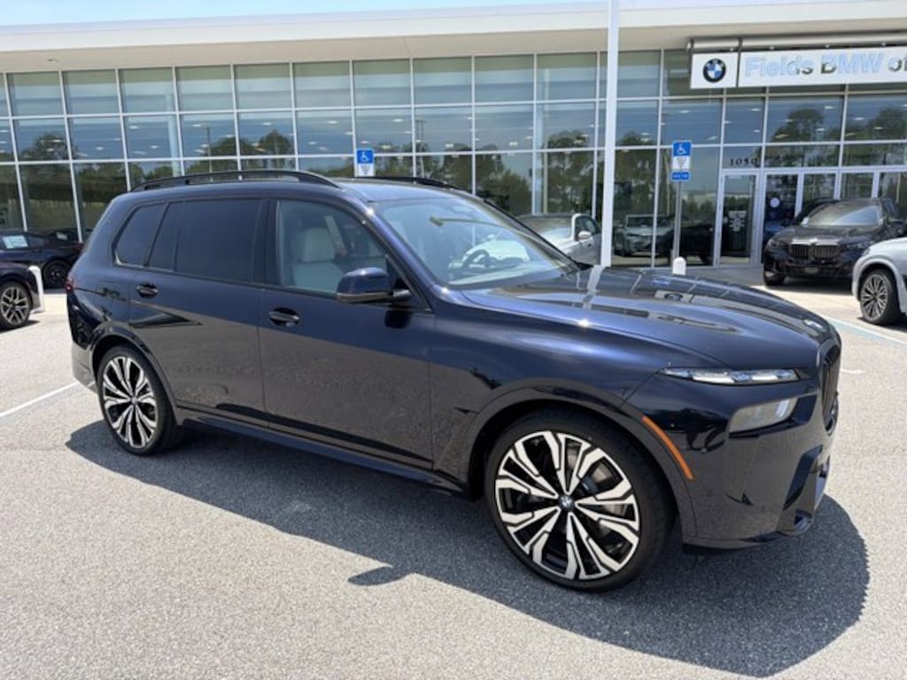 New 2027 BMW X7 xDrive40i xDrive40i Sports Activity Vehicle