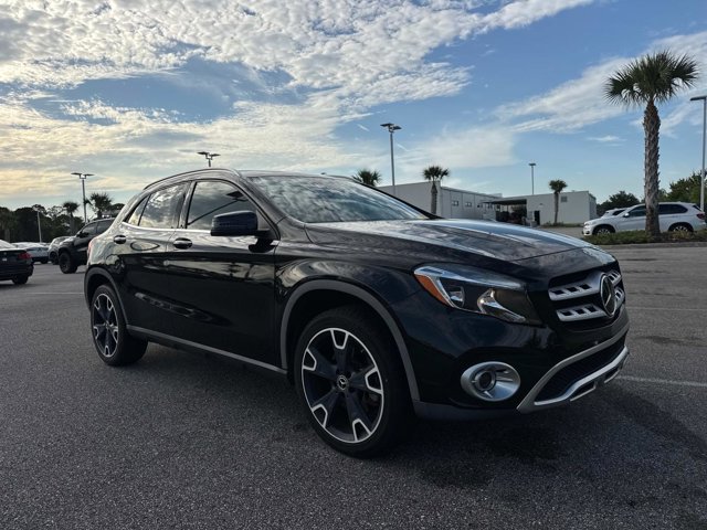 2020 Mercedes Benz GLA 250 photo 2