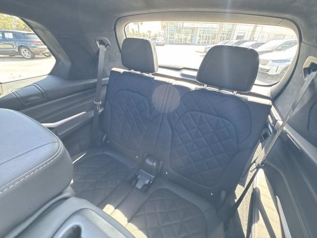 2023 BMW X7 40i - Photo 16