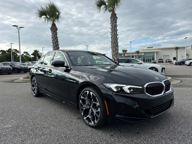2025 Bmw 330i Sedan photo 2