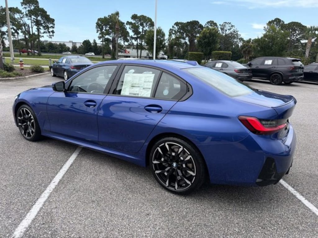 New 2026 BMW 330i Sedan