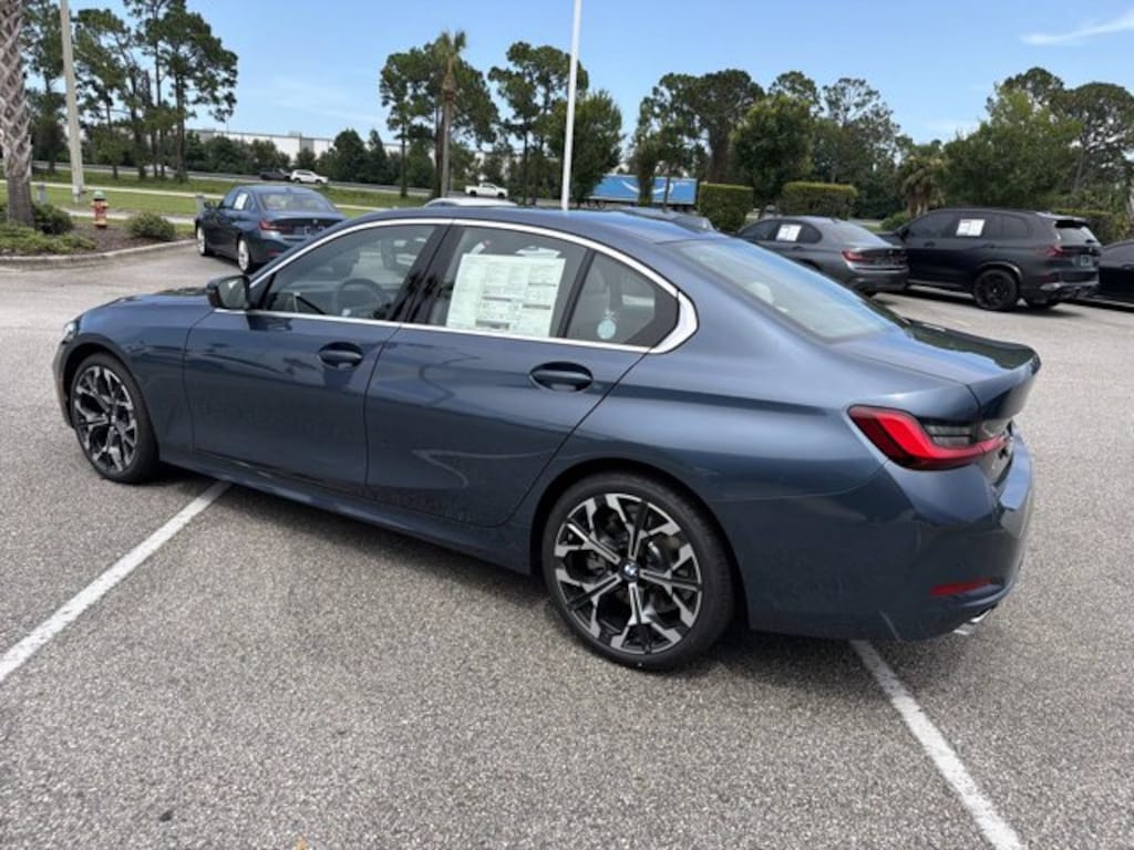 New 2026 BMW 330i Sedan