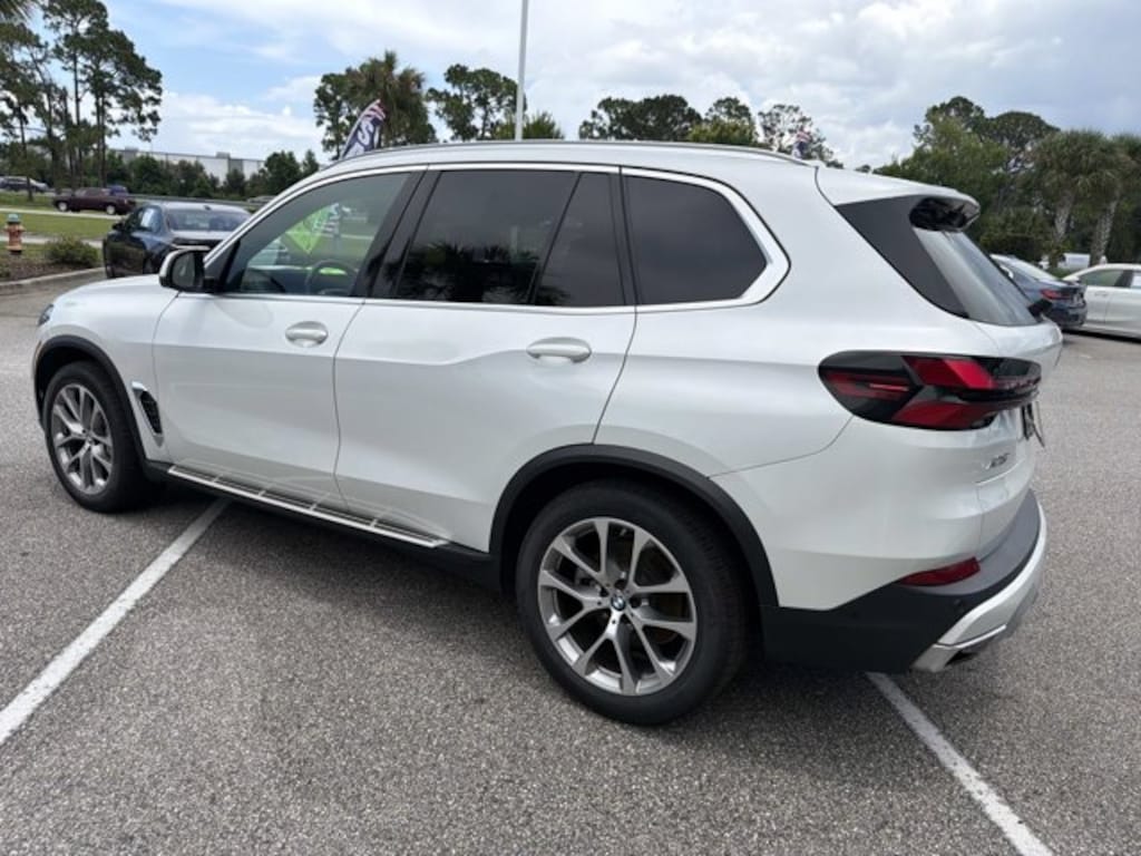 Used 2024 BMW X5 xDrive40i xDrive40i Sports Activity Vehicle